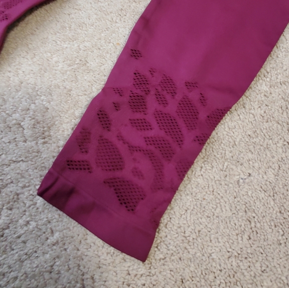 MOTHERHOOD Medium Tights - Picture 2 of 3